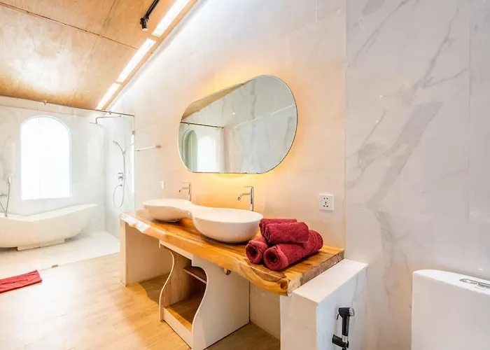Luxury Belvedere Bali In *
